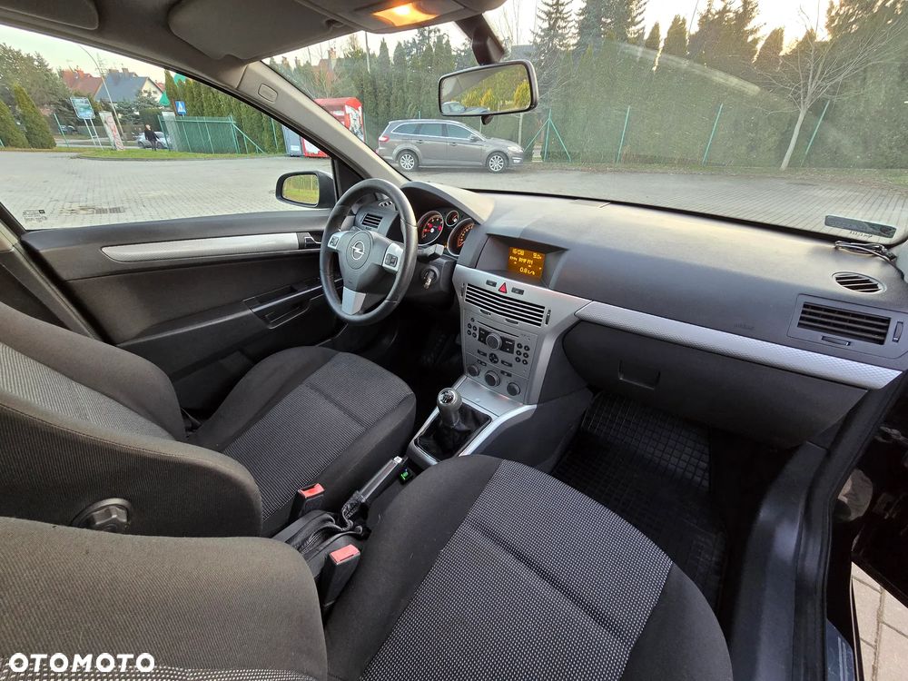 Opel Astra 1.8 Edition Plus - 8