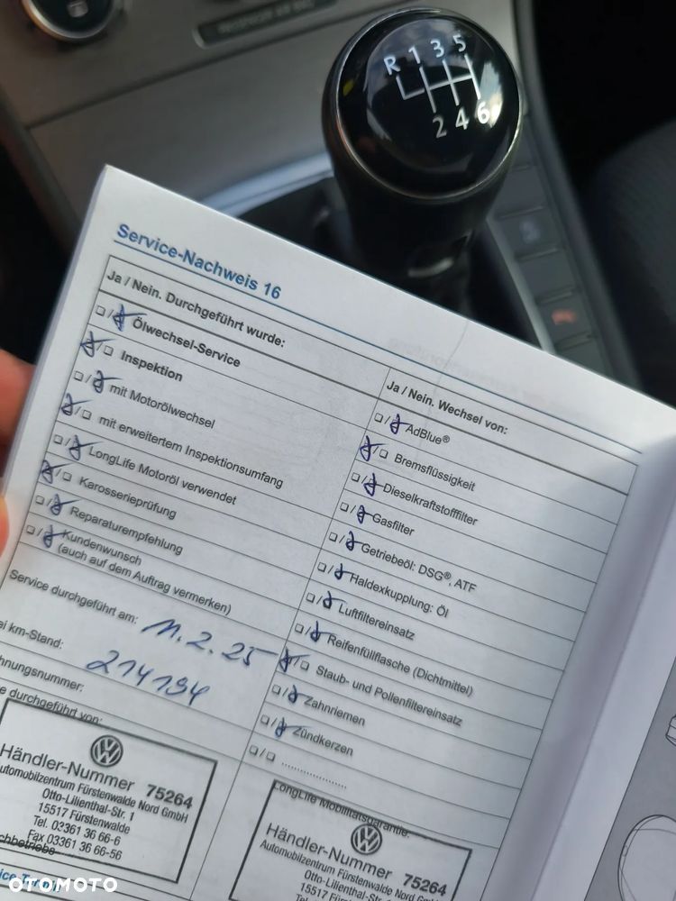 Volkswagen Passat 1.4 TSI BMT Trendline - 10