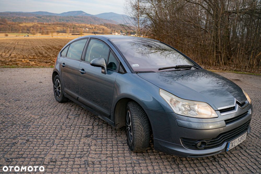 Citroën C4 1.6 16V Impress - 4