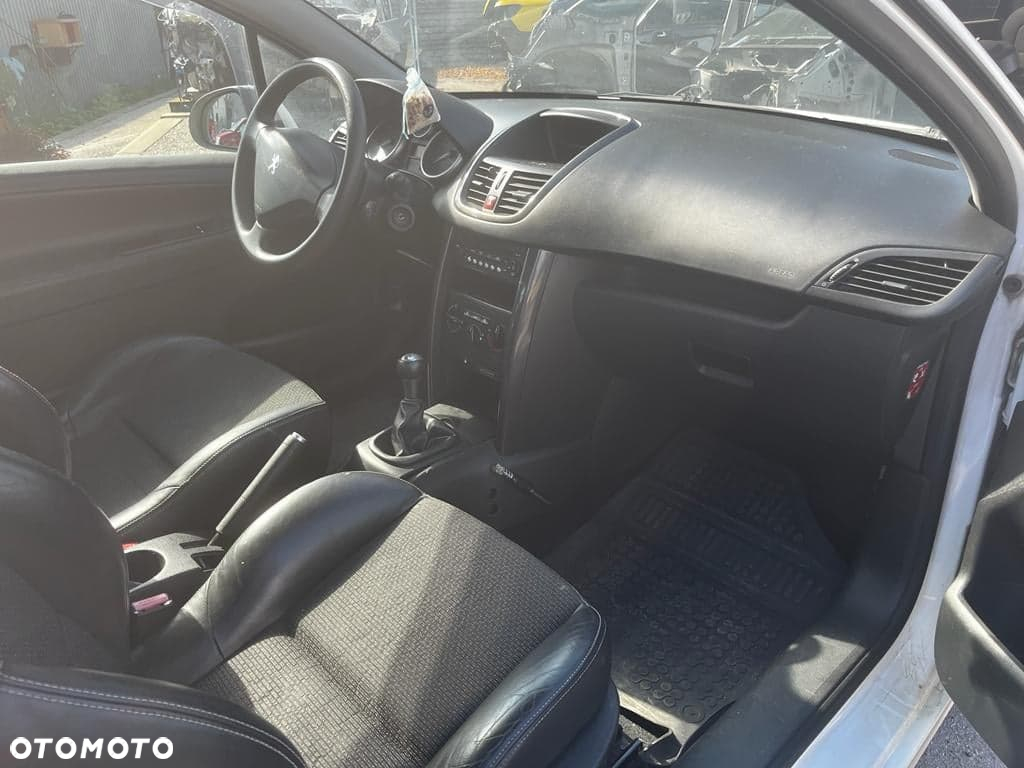 PEUGEOT 207 1,6 hdi wtrysk wtryskiwacz - 7