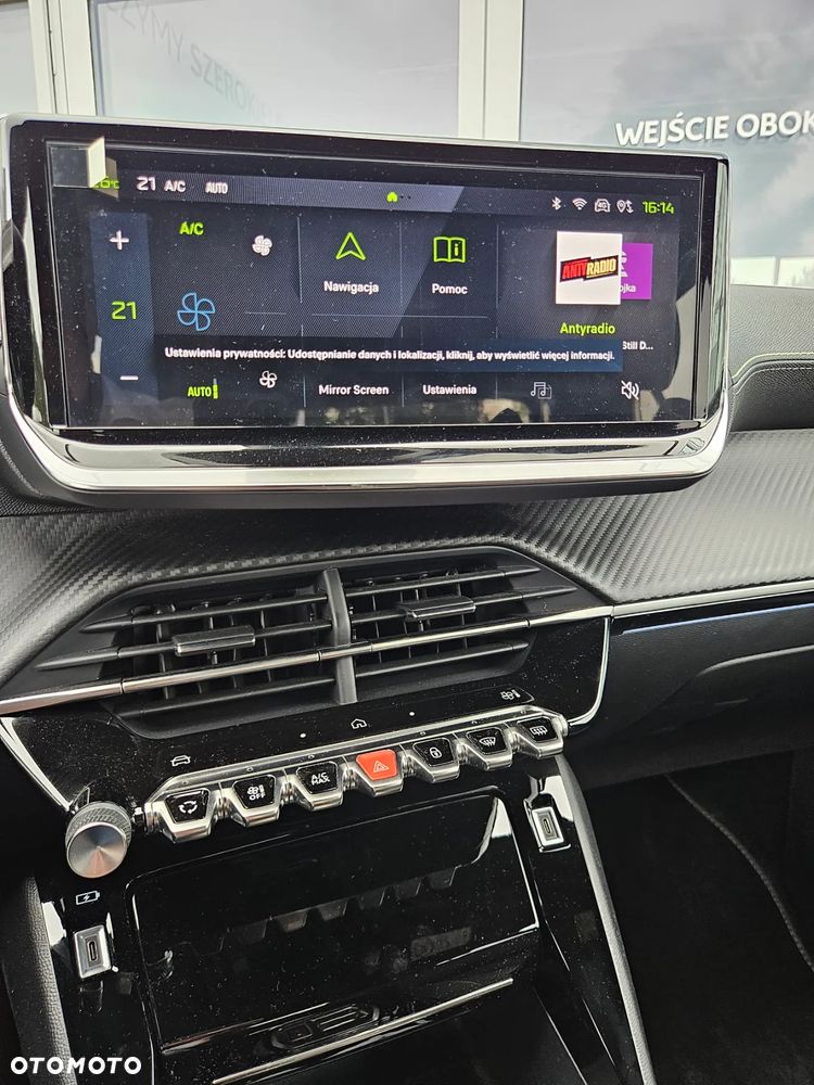 Peugeot 2008 PureTech 130 Allure S&S EAT8 - 21