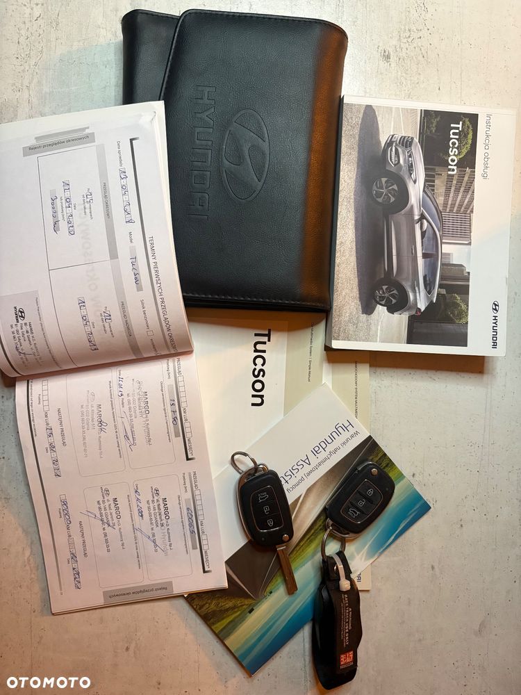 Hyundai Tucson 2.0 CRDI BlueDrive GO 2WD - 24