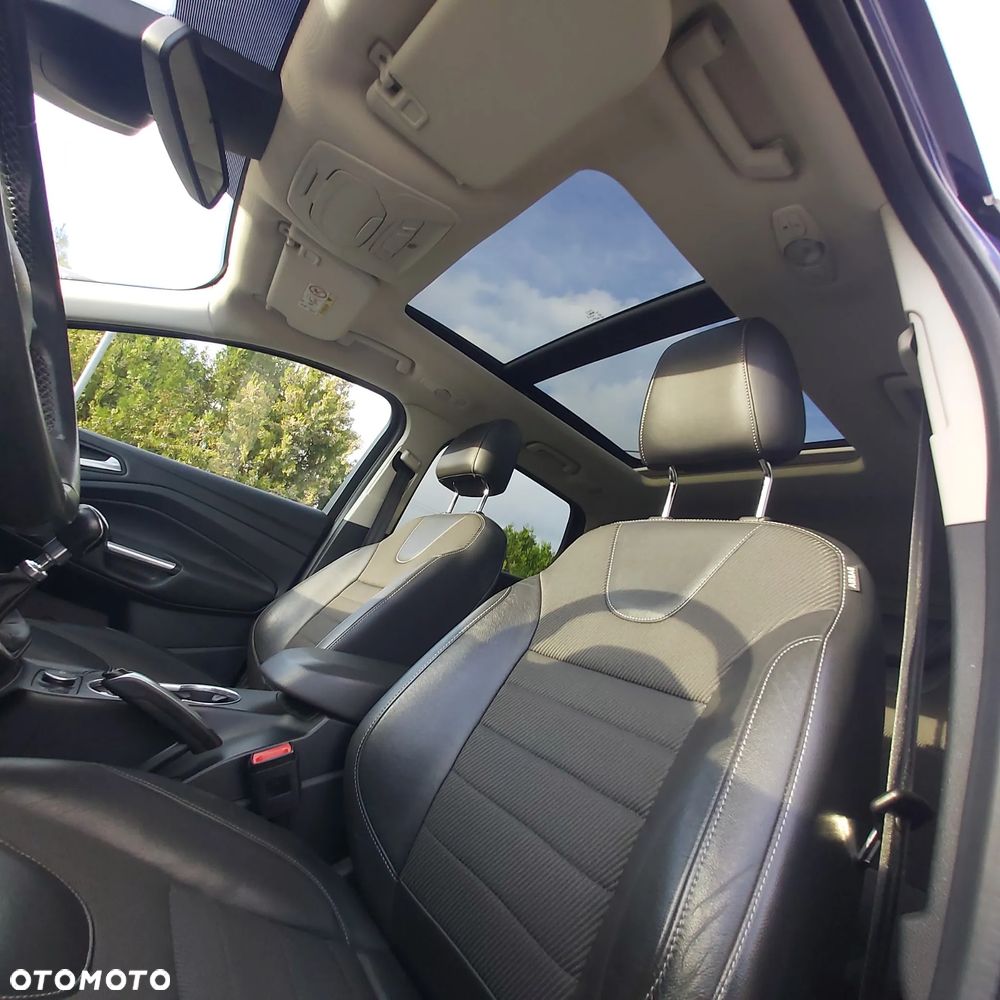 Ford Kuga 2.0 TDCi AWD ST-Line - 11