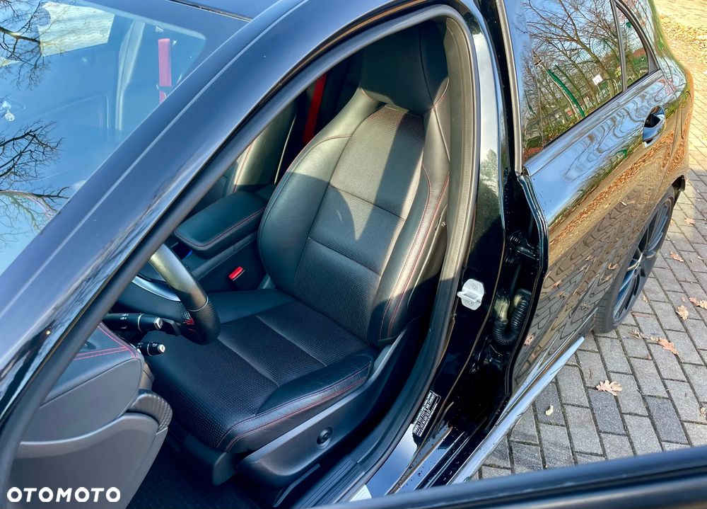 Mercedes-Benz Klasa A 45 AMG 4-Matic - 8