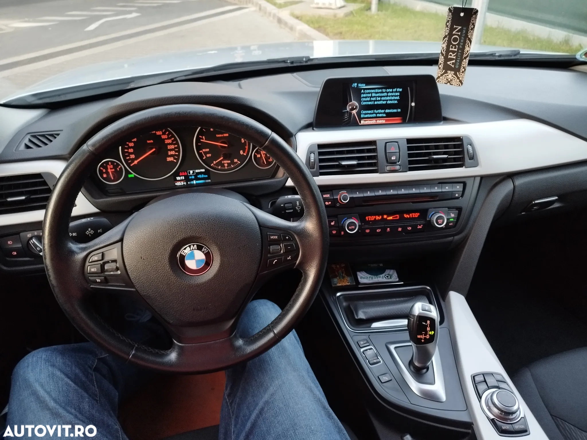 BMW Seria 3 320d Touring Aut. Efficient Dynamics Edition Blue Perf. Sport Line - 16