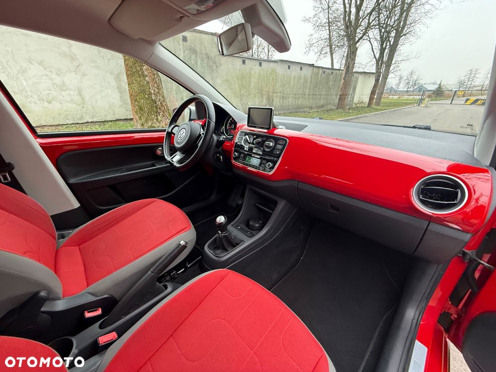 Volkswagen up! cross - 12