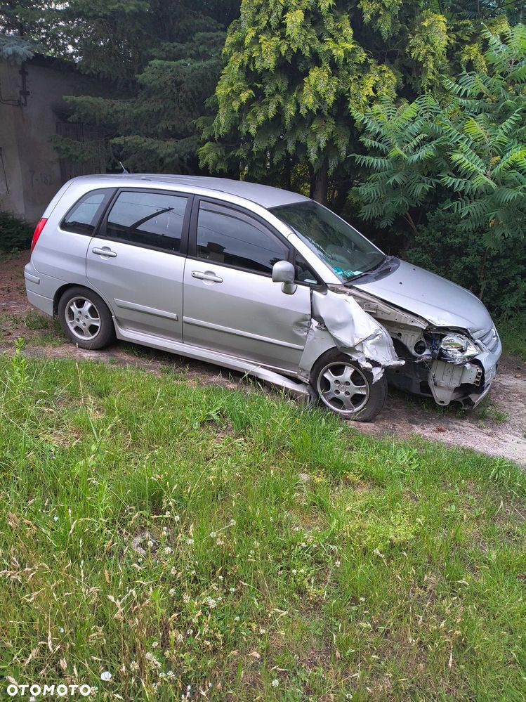Suzuki Liana - 6