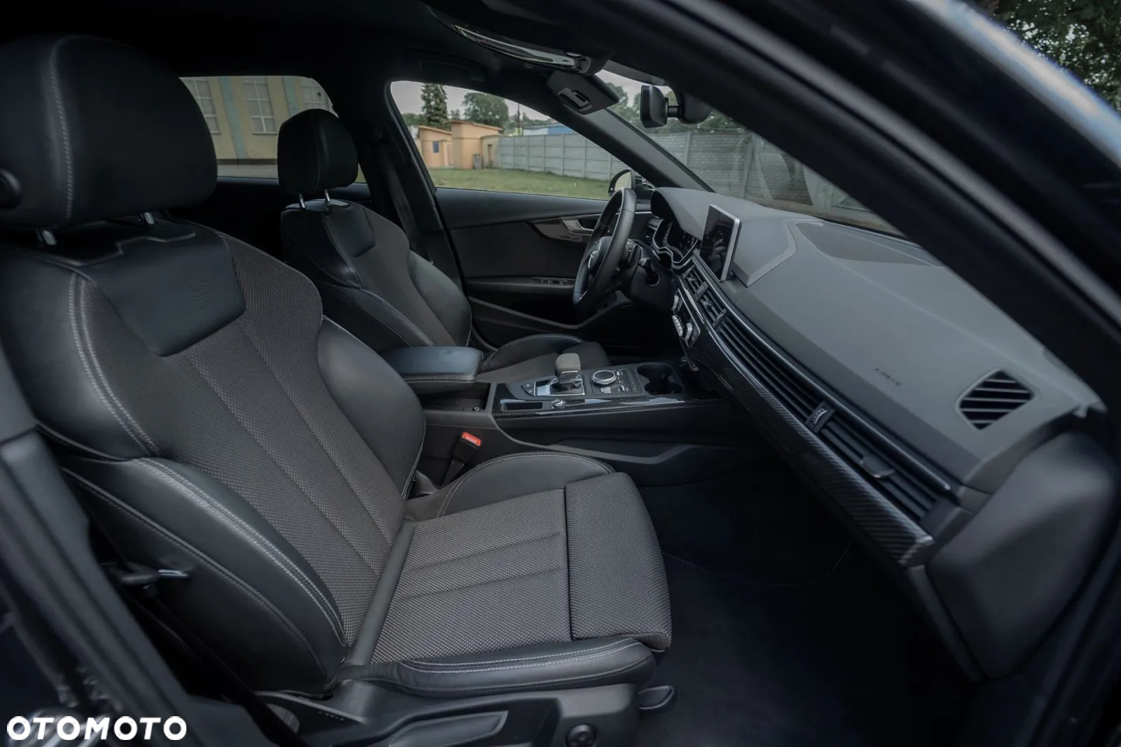 Audi A4 2.0 TDI Sport S tronic - 25