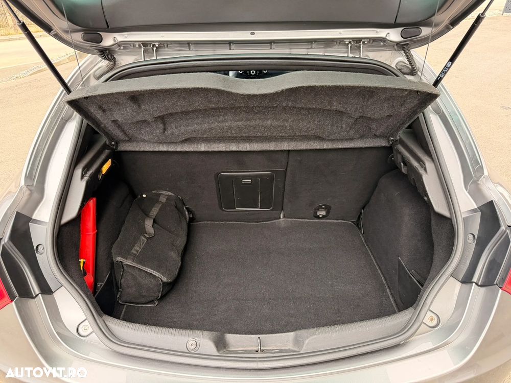 Alfa Romeo Giulietta 1.4 TB 16V Multiair - 17