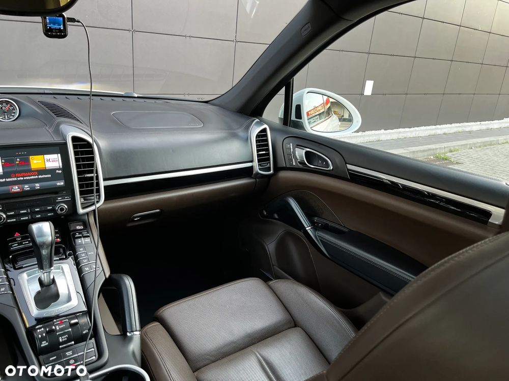 Porsche Cayenne Diesel - 13