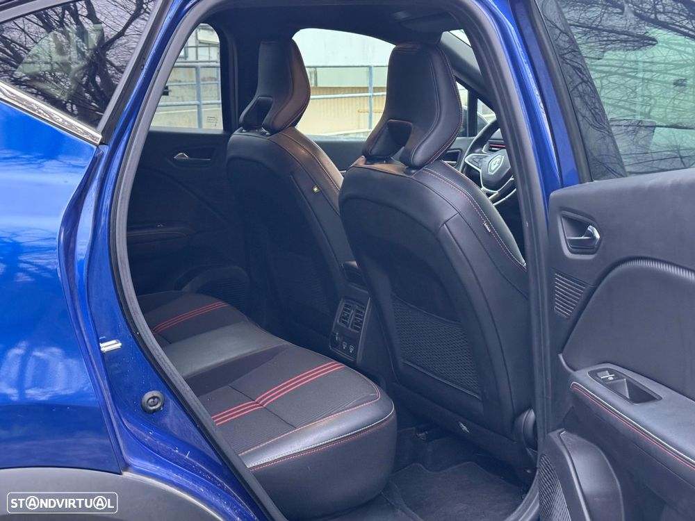 Renault Captur 1.6 E-Tech RS Line - 31