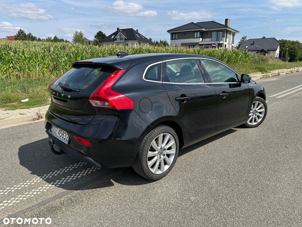 Volvo V40 D2 - 4