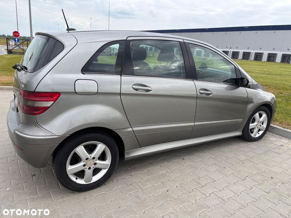 Mercedes-Benz Klasa B 200 CDI - 3