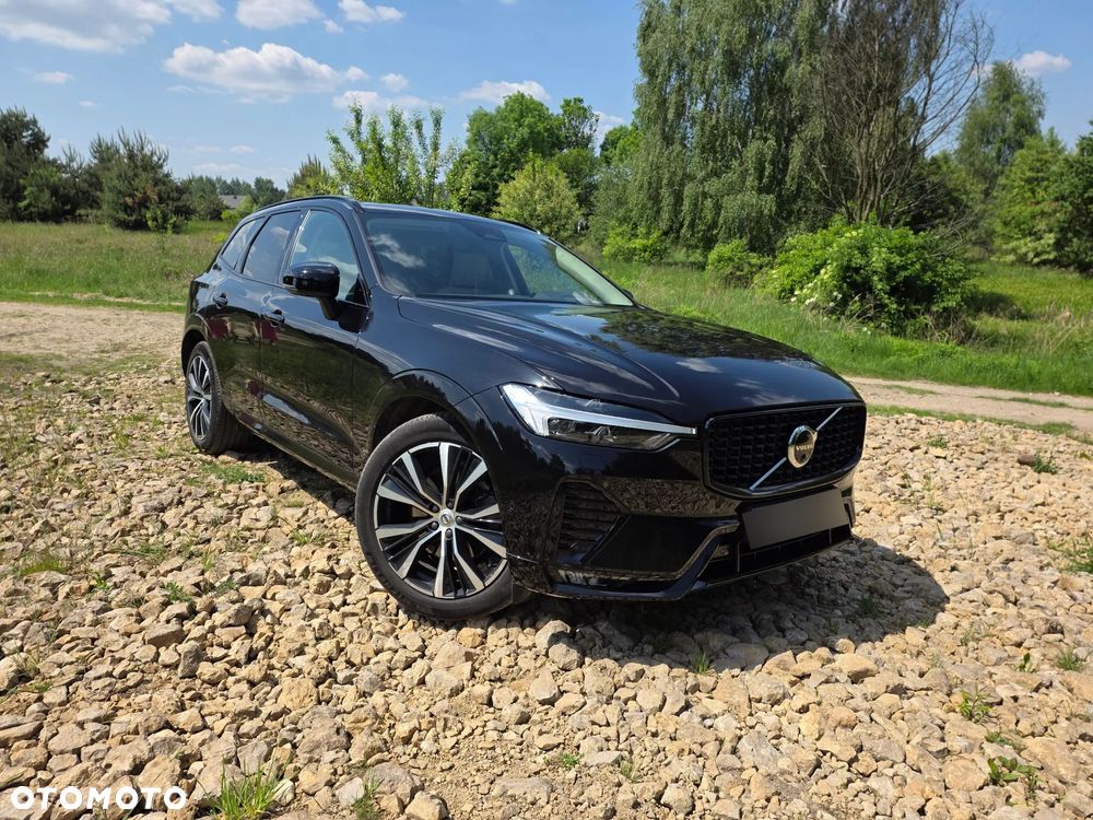 Volvo XC 60 B5 B AWD Ultra Dark - 4