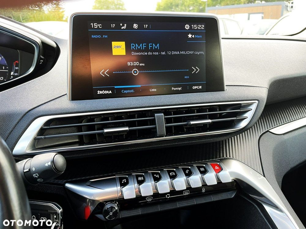 Peugeot 3008 1.2 PureTech Active S&S EAT8 - 16