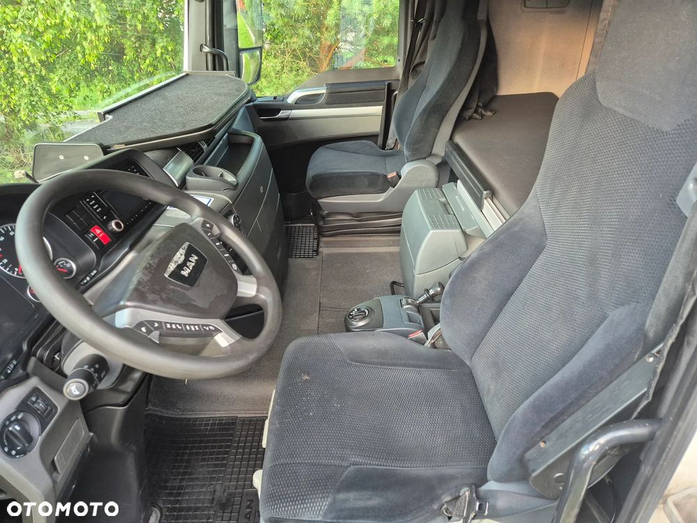 MAN TGX - 12