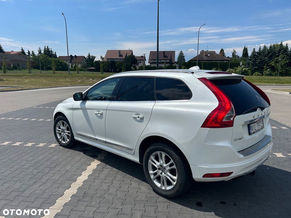 Volvo XC 60 T5 Drive-E Summum - 4
