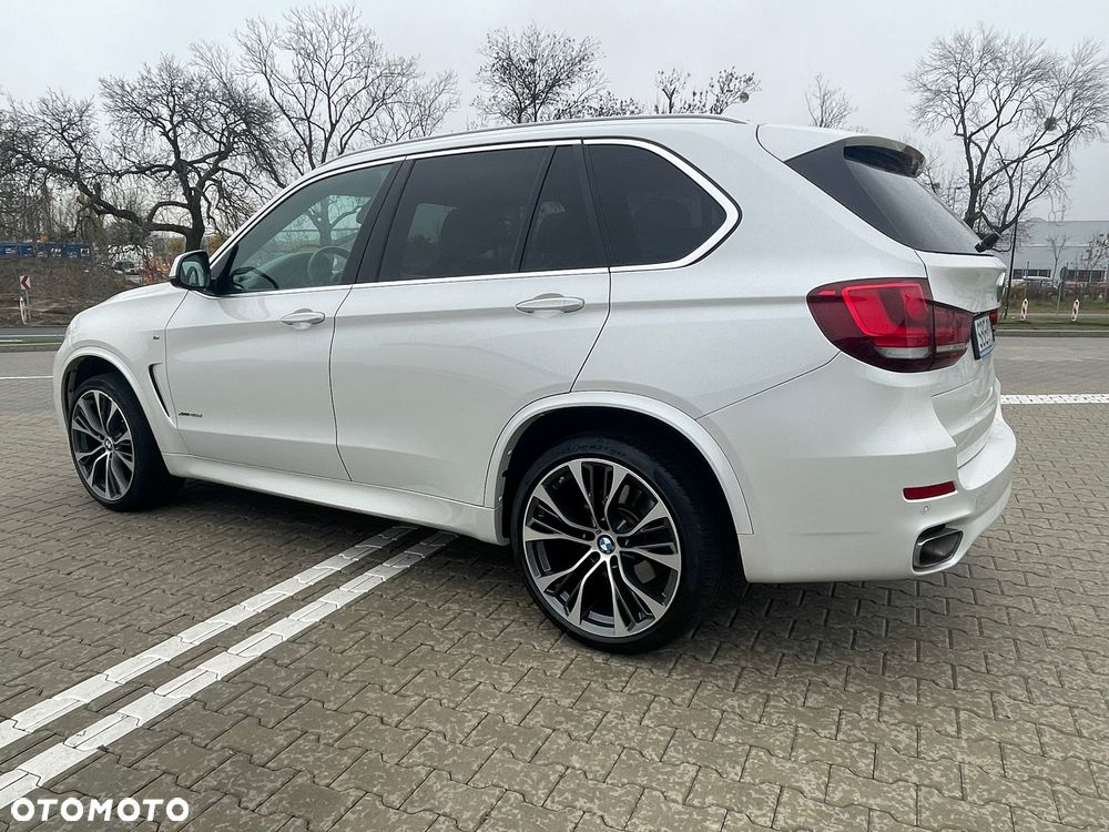 BMW X5 xDrive40d - 11