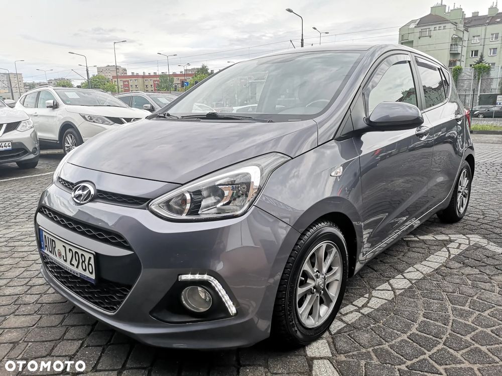 Hyundai i10 1.2 Fifa World Cup Edition - 1