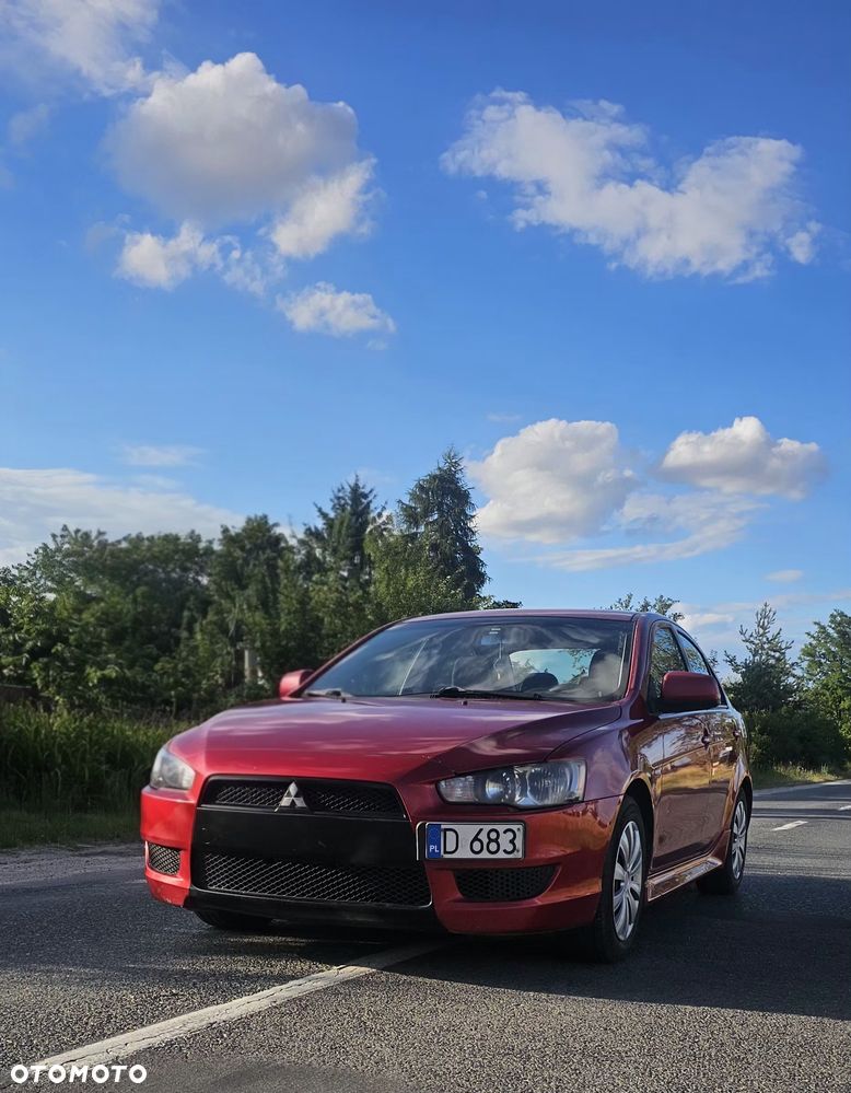 Mitsubishi Lancer - 10