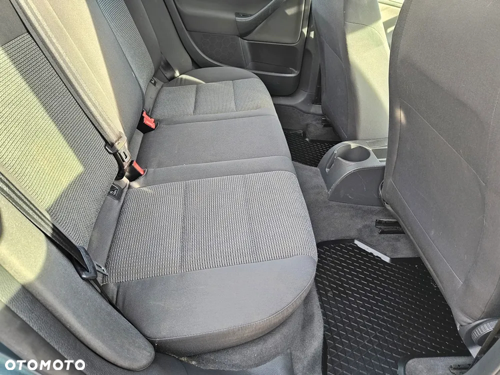 Volkswagen Jetta 1.6 Comfortline - 32