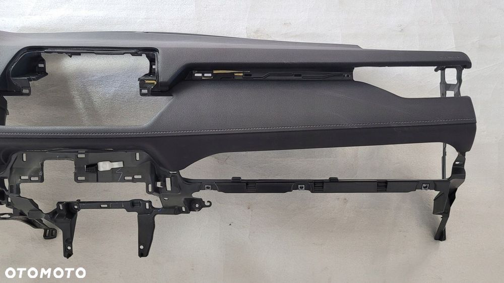 DESKA ROZDZIELCZA KONSOLA TOYOTA RAV4 V 2019- - 10