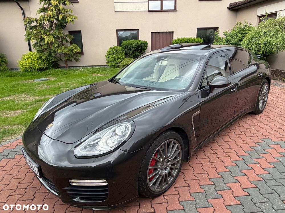 Porsche Panamera Turbo Executive - 2