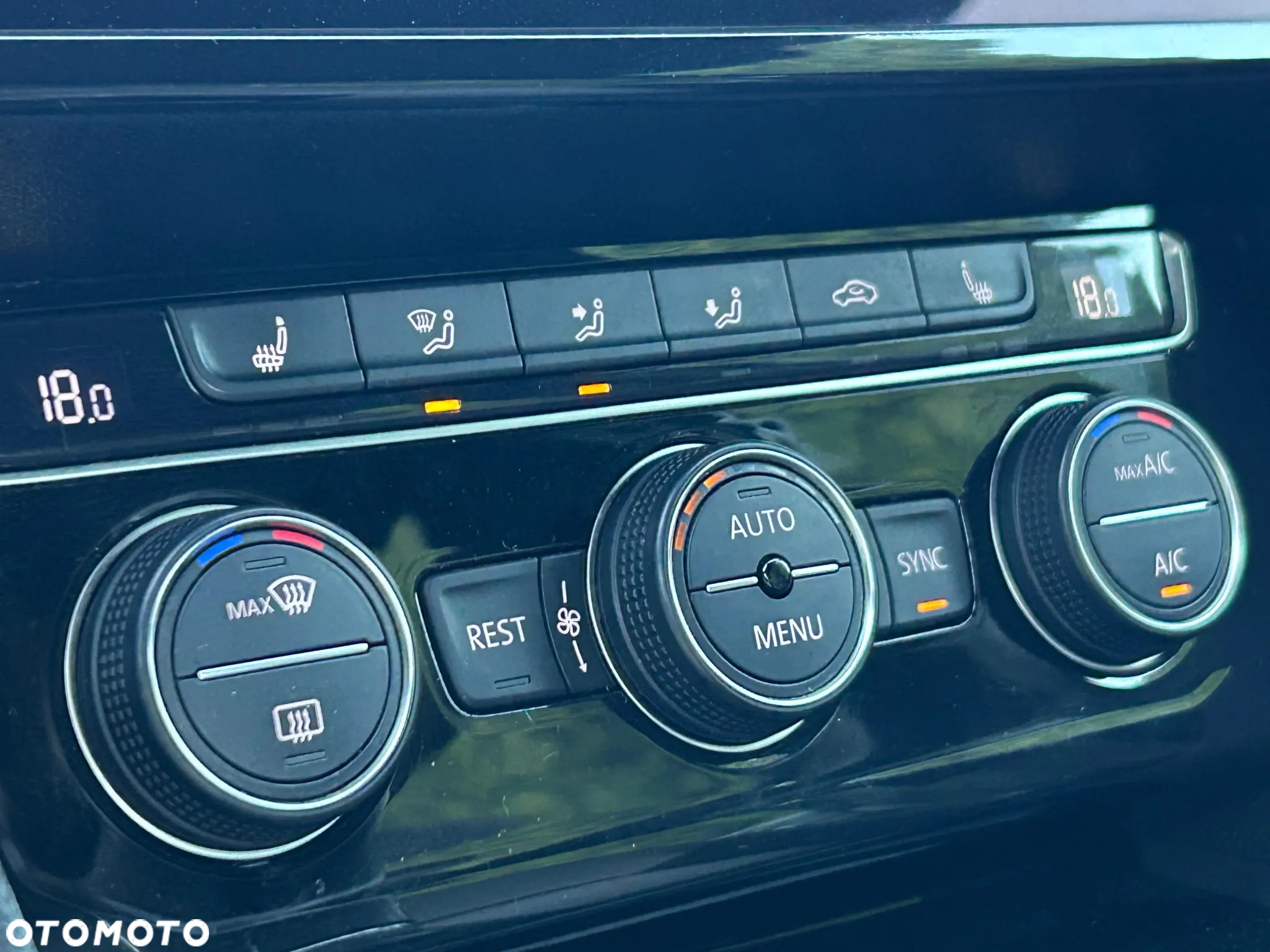 Volkswagen Passat - 27