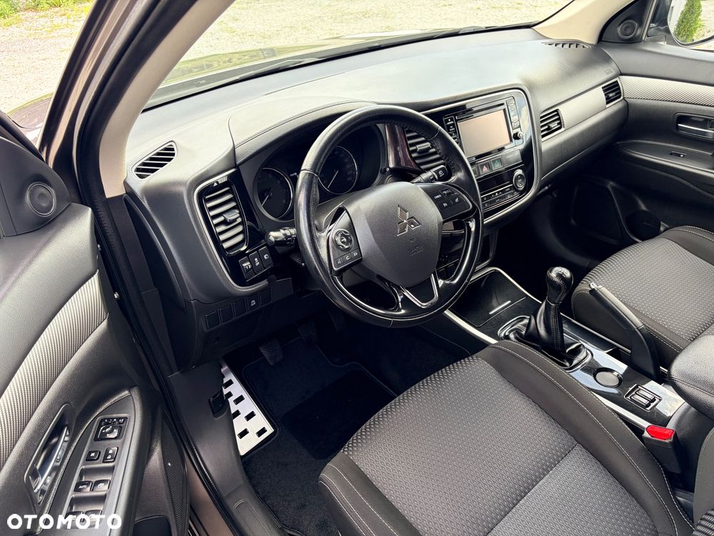 Mitsubishi Outlander 2.0 2WD Edition 100 - 7