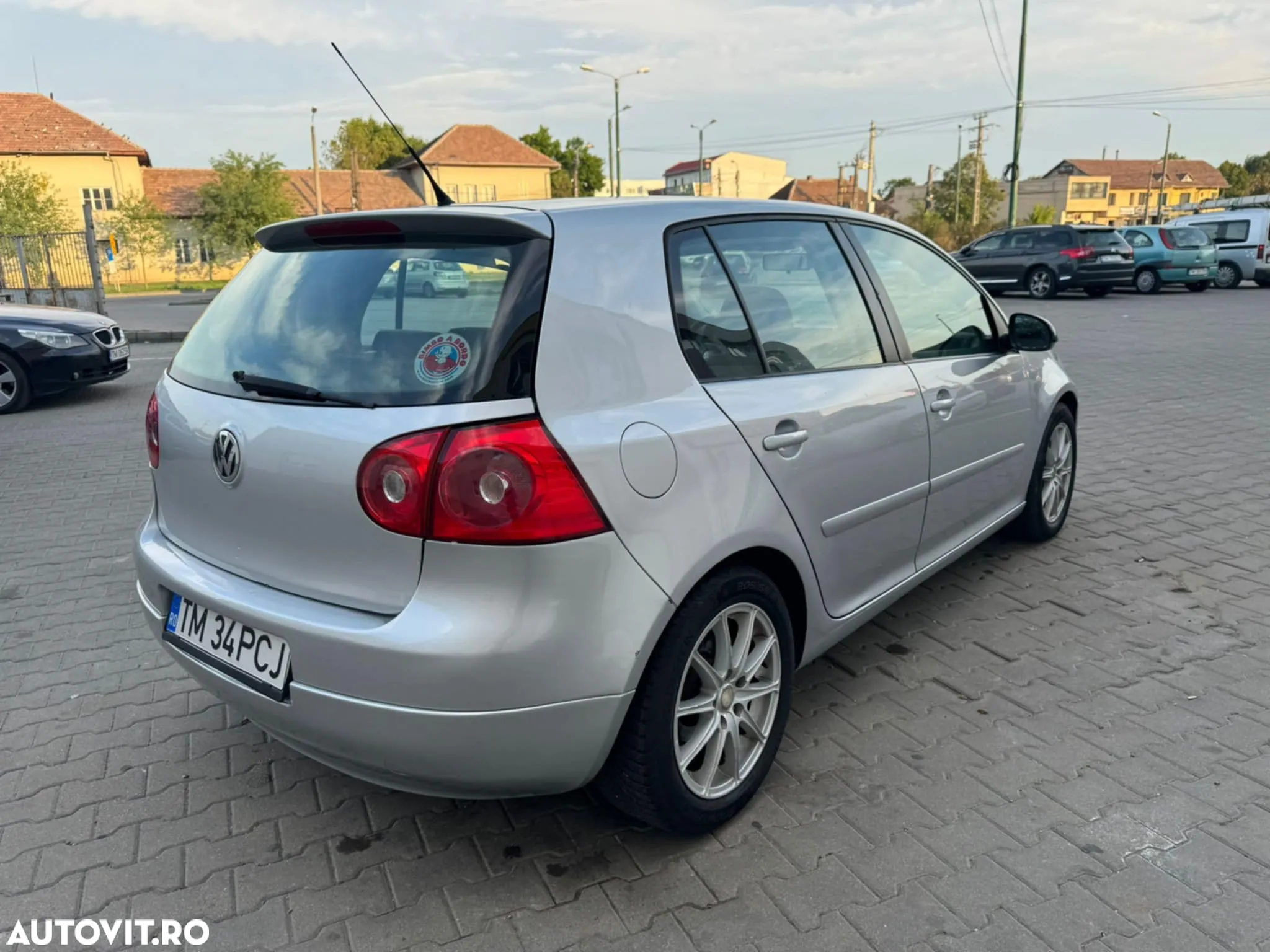 Volkswagen Golf - 4