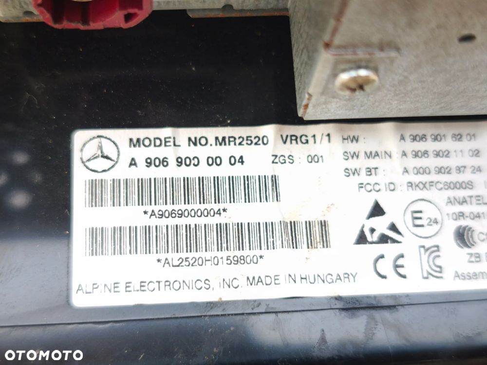 Radio Mercedes-Benz Sprinter w906 a9069000004 06-18r - 5