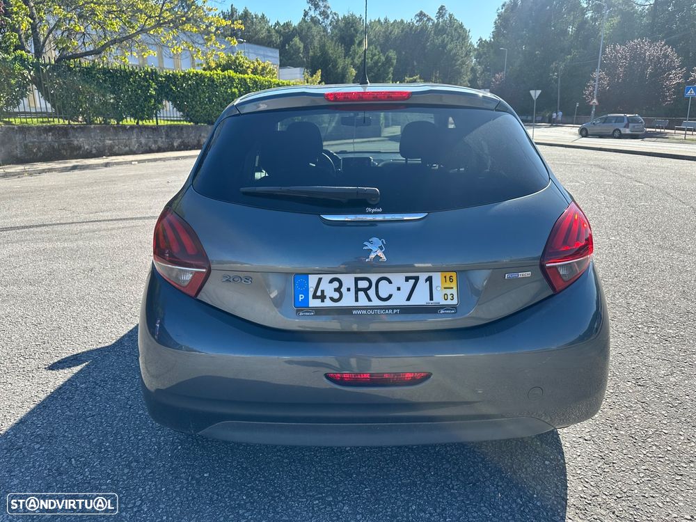 Peugeot 208 1.2 PureTech Active - 4