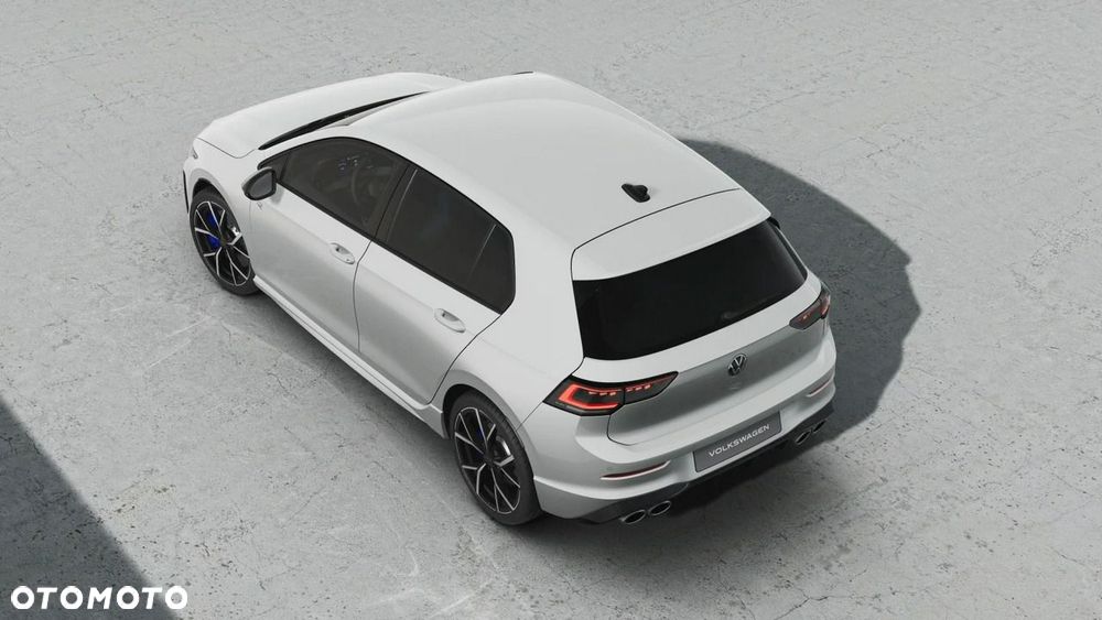 Volkswagen Golf - 8