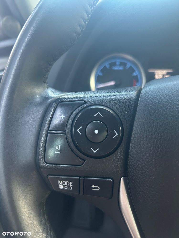 Toyota Auris - 21