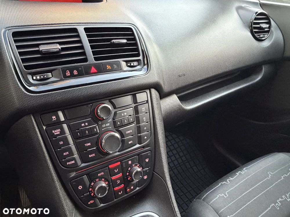 Opel Meriva - 22