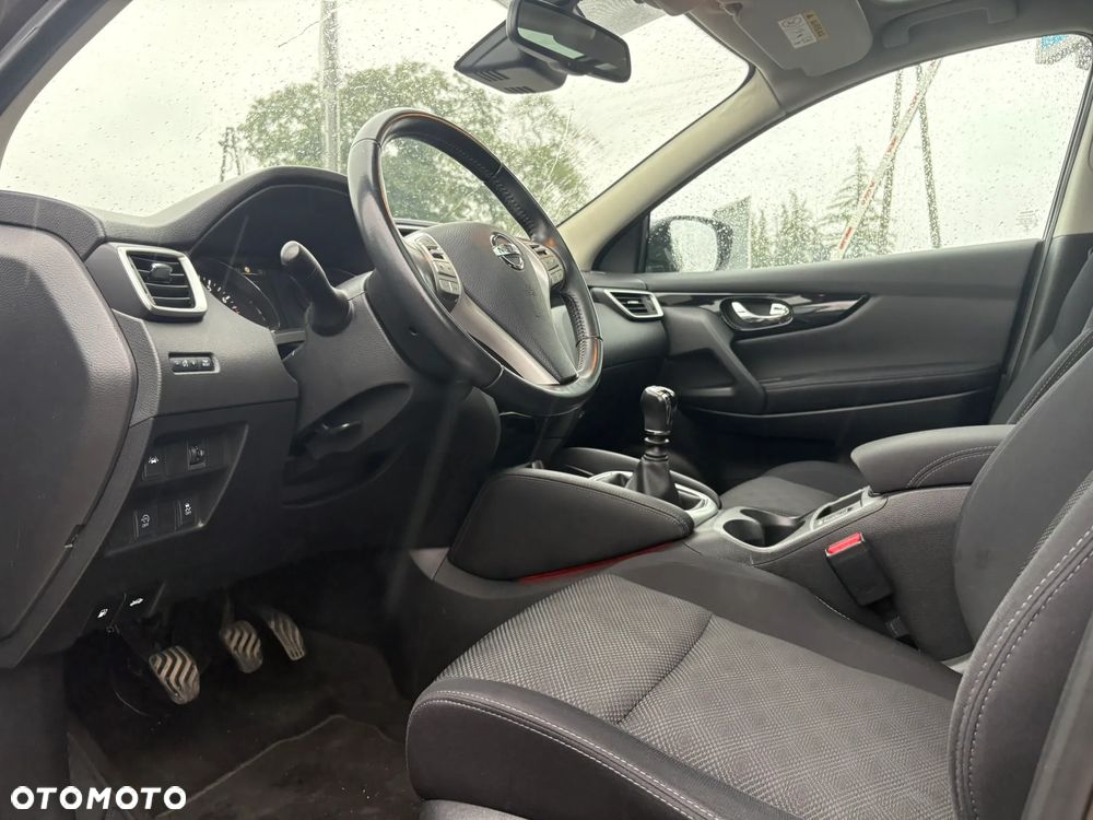 Nissan Qashqai 1.6 DIG-T Tekna - 10