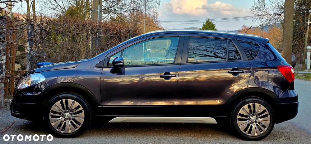 Suzuki SX4 S-Cross 1.6 Premium 4WD - 22