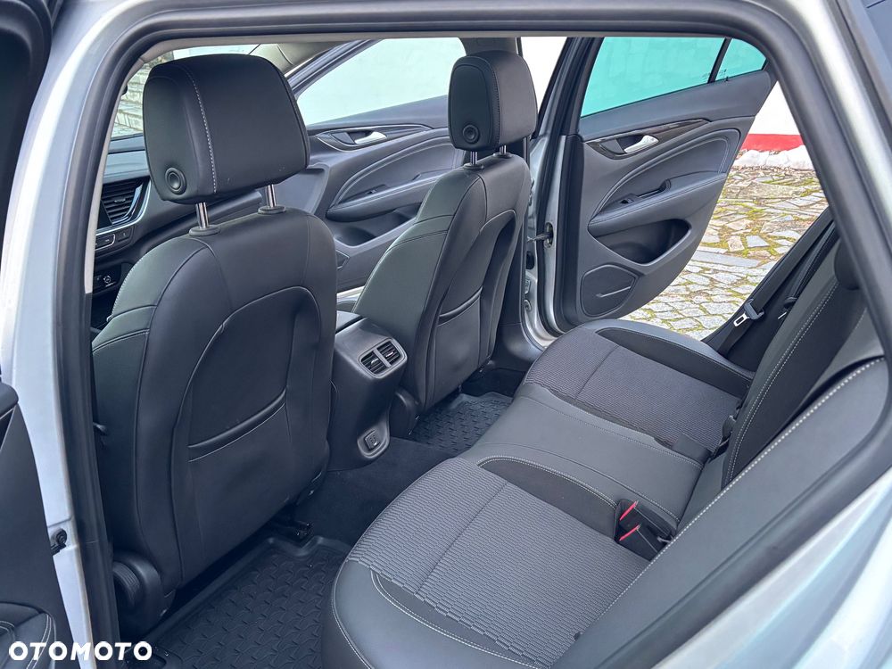 Opel Insignia 2.0 BiTurbo D 4x4 Automatik Ultimate Exclusive - 10