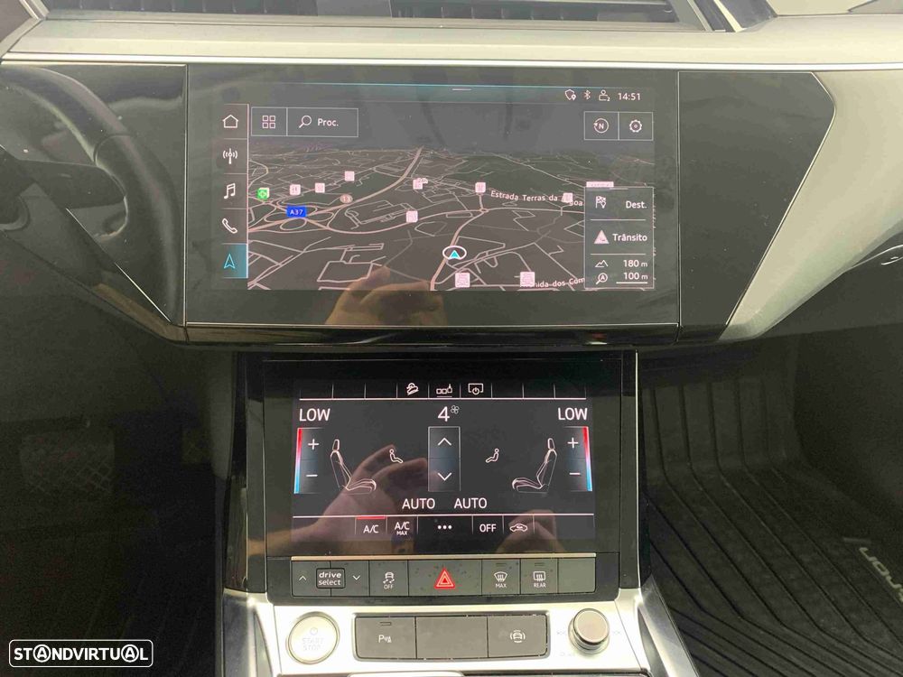 Audi e-tron 55 quattro - 9