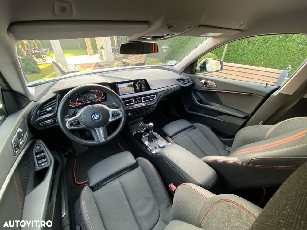 BMW Seria 2 218i Active Tourer M Sport - 9