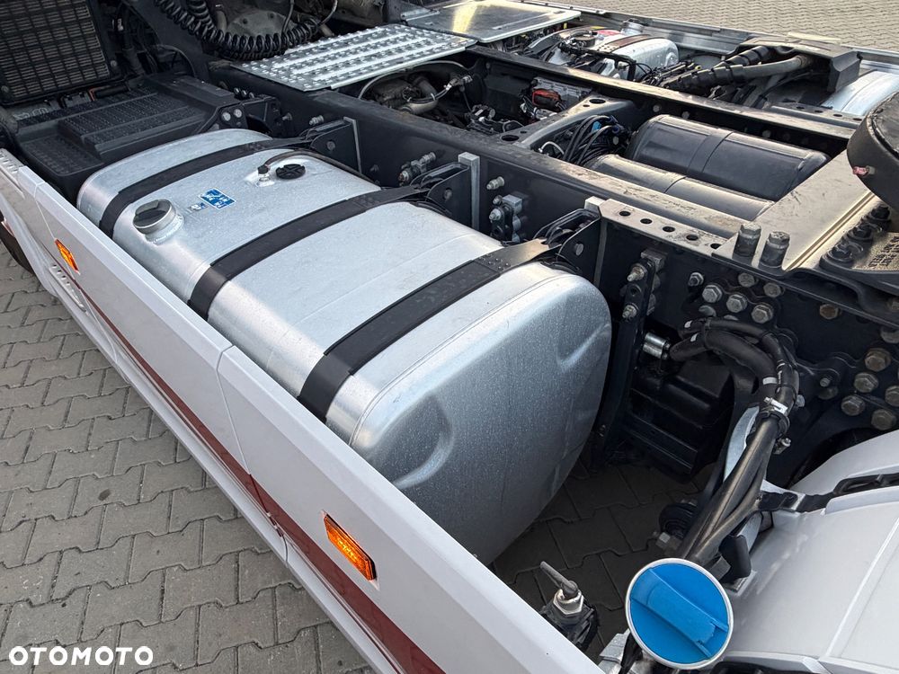 Scania 500S SCANIA Super z Niemiec pełna opcja, skóry, 6x poduszek przód i tył 2022/2023 - 21