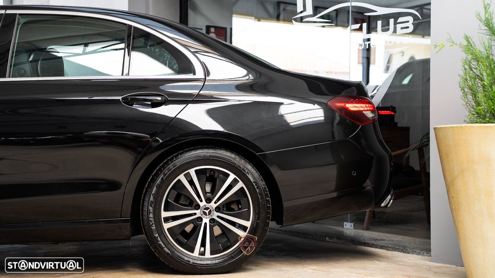 Mercedes-Benz E 220 d Avantgarde - 9