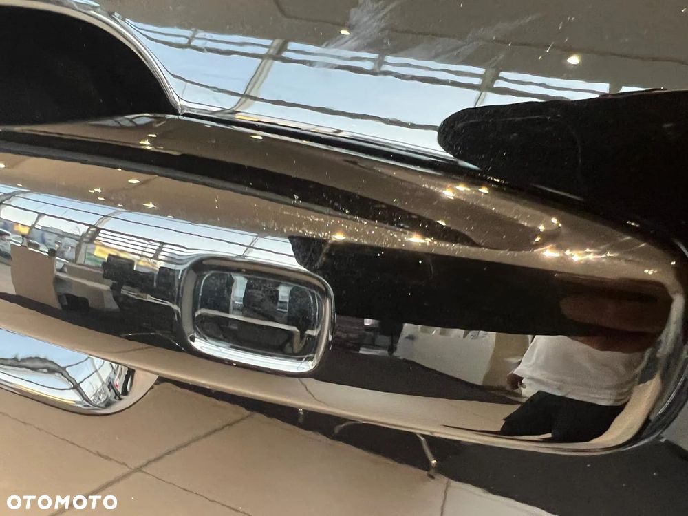 Volvo XC 90 T8 AWD Plug-In Hybrid Ultra Black Edition 7os - 36