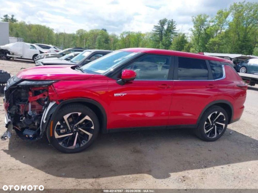 Mitsubishi Outlander - 6