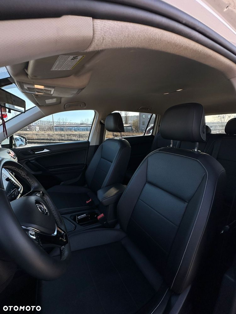 Volkswagen Tiguan - 8
