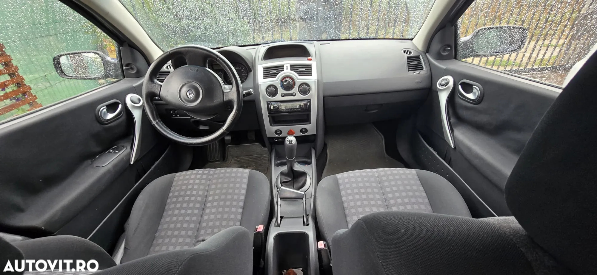 Renault Megane II Sedan 1.6 Influence - 5