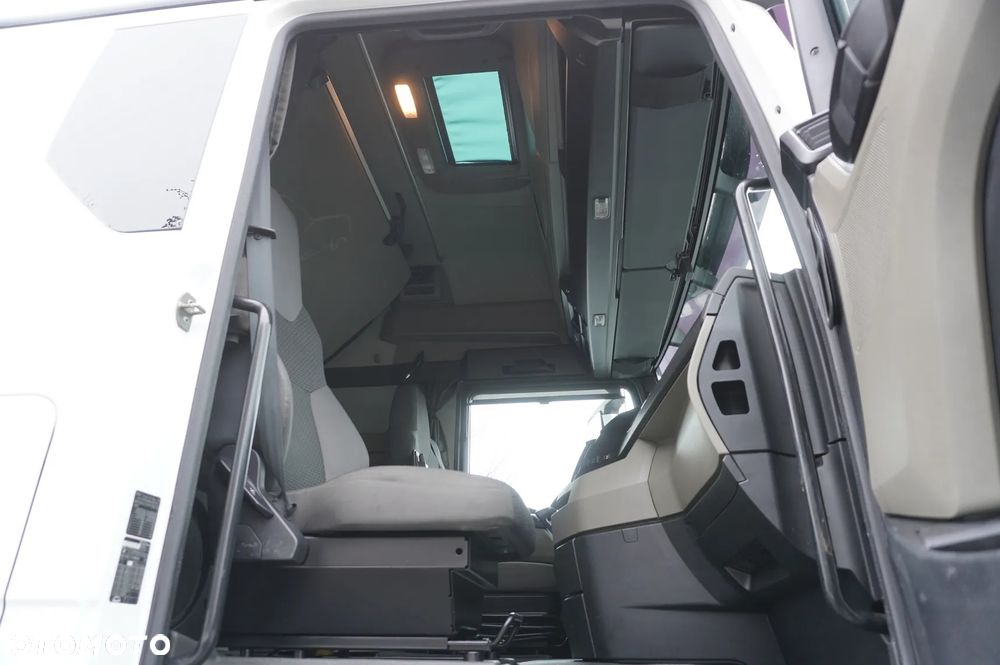 MAN TGX 18.510 E6 4x2 / Kab. sypialna / 2023 / 4 szt - 28