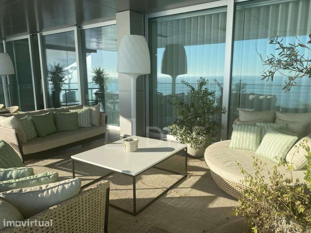 Apartamento T3+1 em condomínio privado no Monte Estoril - Grande imagem: 3/45