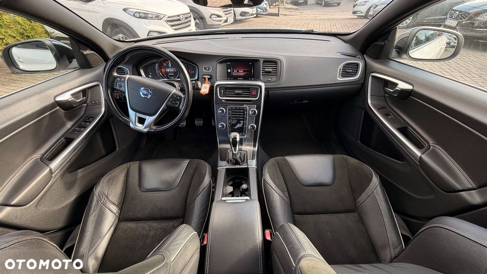 Volvo V60 D4 Drive-E R-Design Summum - 5
