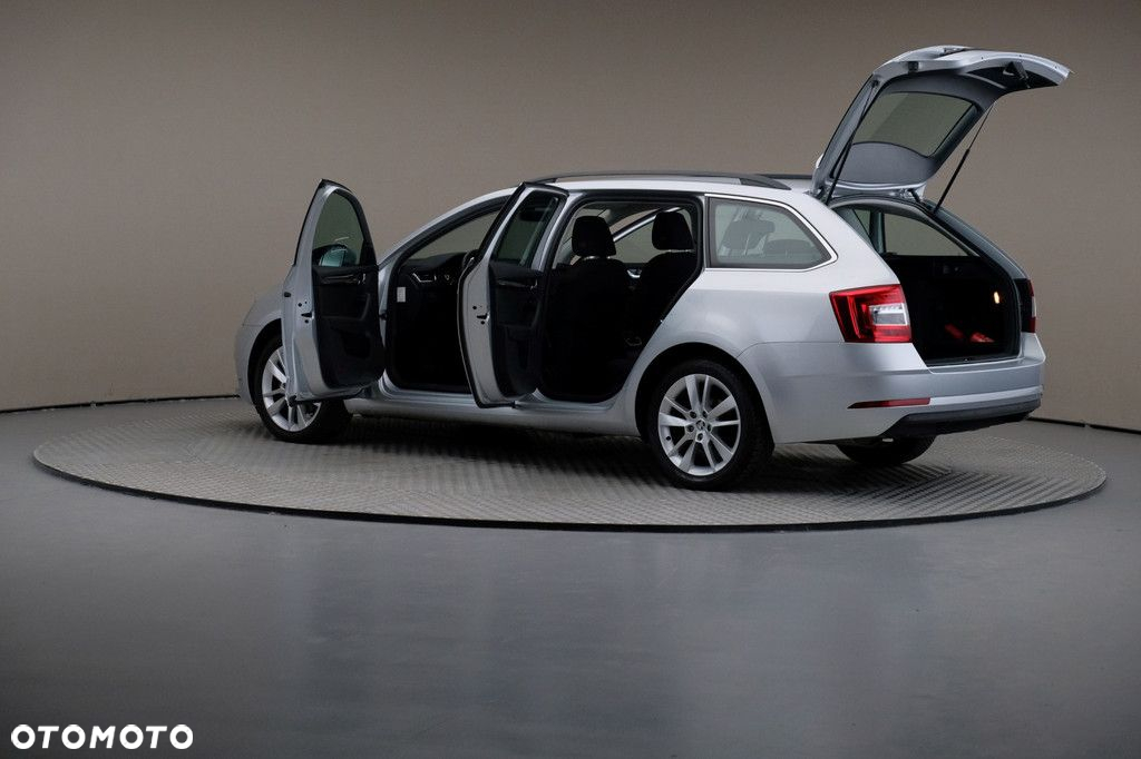 Skoda Octavia - 7